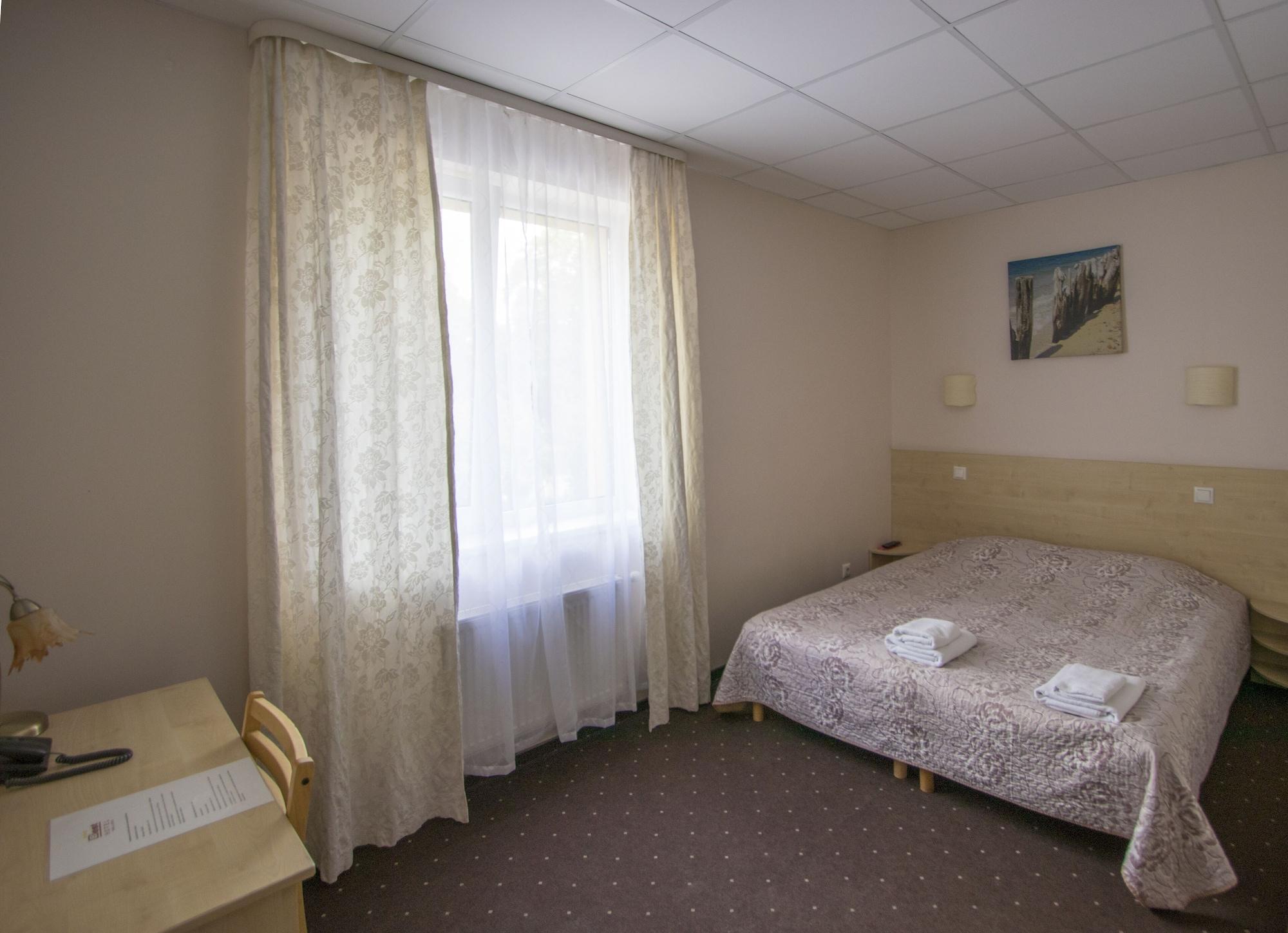 Hotel Best With Free Parking Ryga Zewnętrze zdjęcie