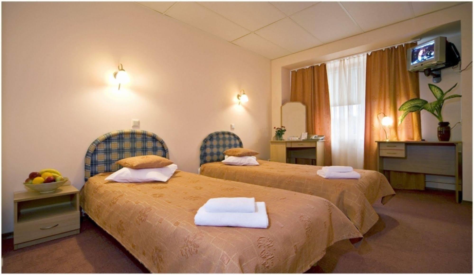 Hotel Best With Free Parking Ryga Zewnętrze zdjęcie